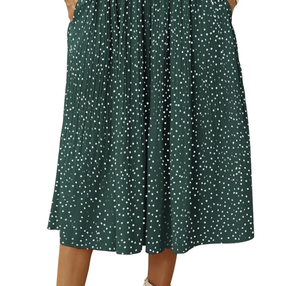 Size med skirt pirchased on Amazon. Nice fabric and fit.